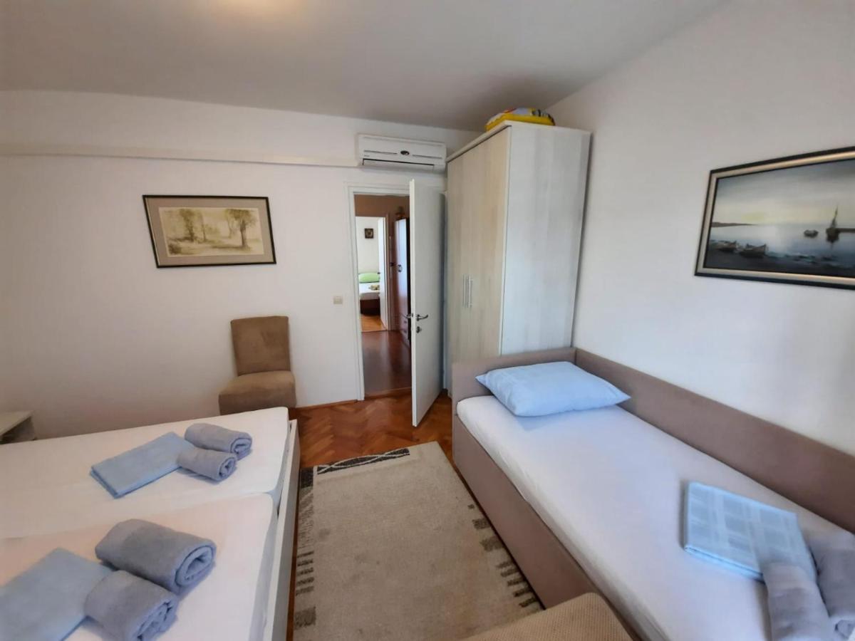 Holiday Home Marija Vantacici Bagian luar foto