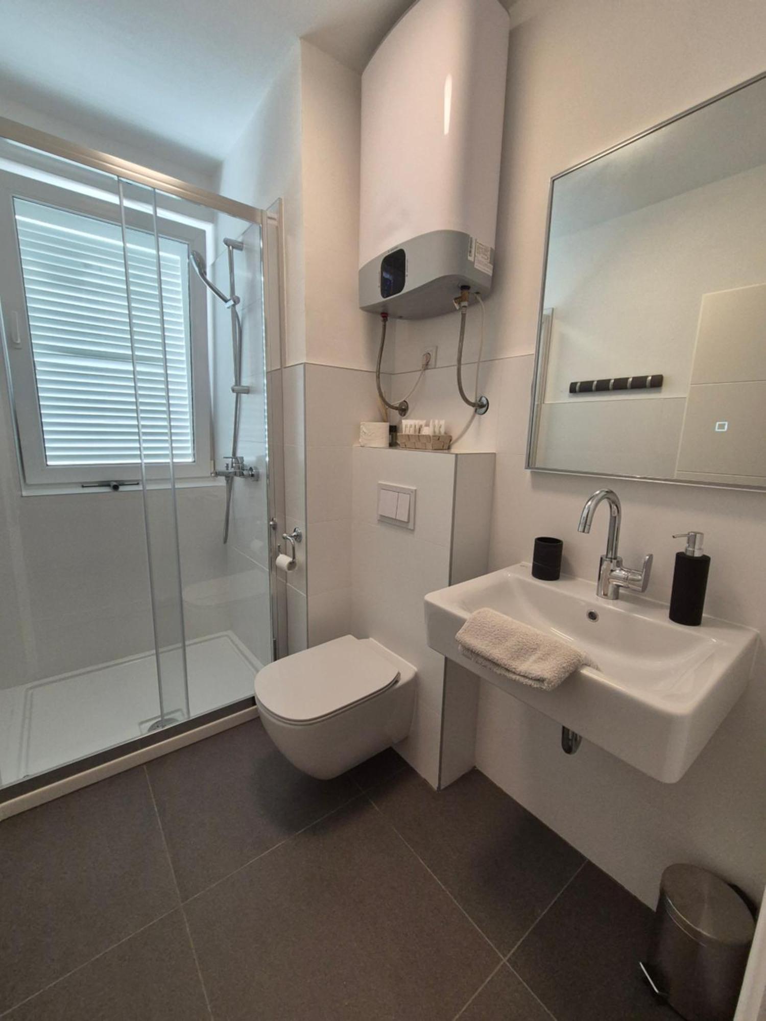 Holiday Home Marija Vantacici Bagian luar foto